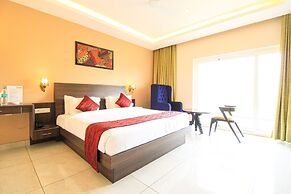 White Pearl Residency