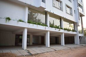 White Pearl Residency