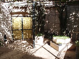 Apartment House Vitaic