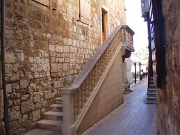 Apartment House Vitaic