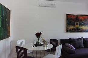 Apartment House Vitaic