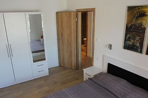 Apartment House Vitaic