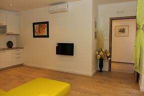 Apartment House Vitaic