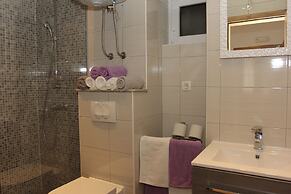 Apartment House Vitaic