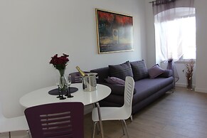 Apartment House Vitaic