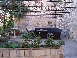 Apartment House Vitaic