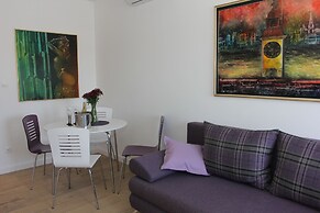 Apartment House Vitaic