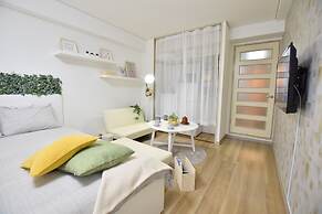 Nipponbashi Art Hotel