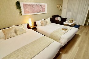 Nipponbashi Art Hotel