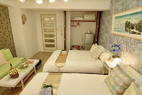 Nipponbashi Art Hotel