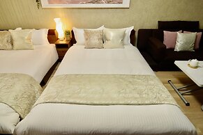 Nipponbashi Art Hotel