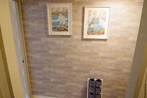 Nipponbashi Art Hotel