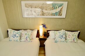 Nipponbashi Art Hotel