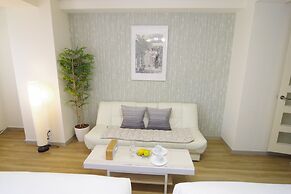 Nipponbashi Art Hotel