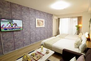 Nipponbashi Art Hotel