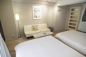 Nipponbashi Art Hotel