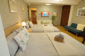 Nipponbashi Art Hotel