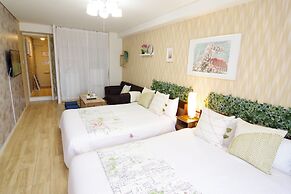 Nipponbashi Art Hotel