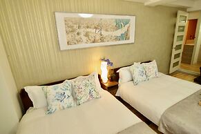 Nipponbashi Art Hotel