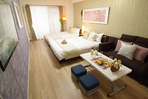 Nipponbashi Art Hotel