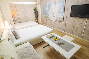 Nipponbashi Art Hotel