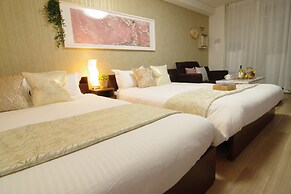 Nipponbashi Art Hotel