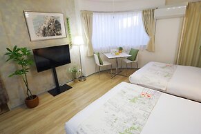 Nipponbashi Art Hotel