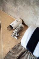 The Sender Pool Suite