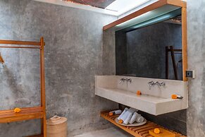 The Sender Pool Suite