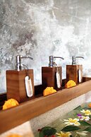 The Sender Pool Suite