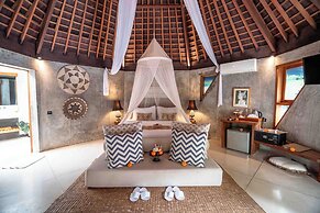 The Sender Pool Suite