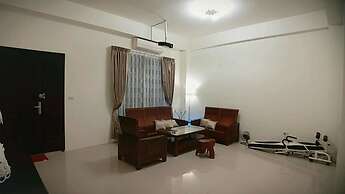 Yuanshan Dahu Homestay