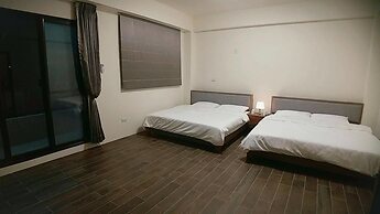 Yuanshan Dahu Homestay