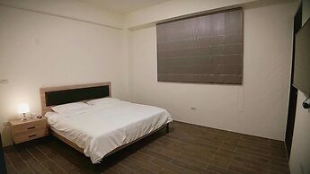 Yuanshan Dahu Homestay