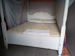 Green Hut Guest House