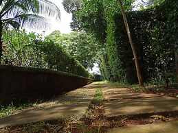 Le Pristine Wellness and Healing Hotel