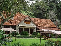 Le Pristine Wellness and Healing Hotel