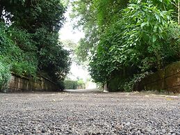 Le Pristine Wellness and Healing Hotel