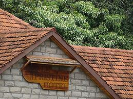 Le Pristine Wellness and Healing Hotel