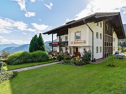 Spacious Apartment in Afritz am See near Ski Area
