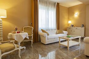Aurum Suites