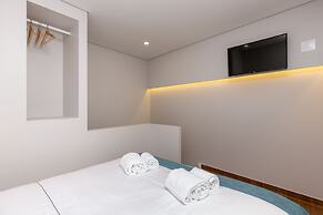 Feel Porto Wine Essence Flats