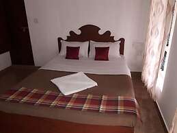 Jungle Valley Resort