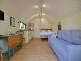 Orchard Farm Luxury Glamping