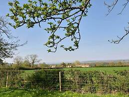 Orchard Farm Luxury Glamping