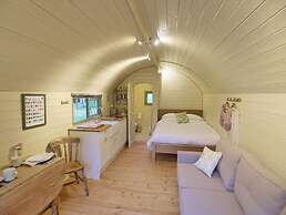 Orchard Farm Luxury Glamping