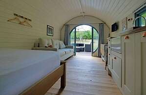 Orchard Farm Luxury Glamping