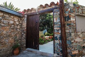 Estia Gaia Cottage