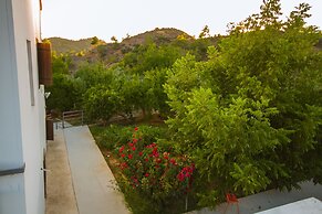 Estia Gaia Cottage