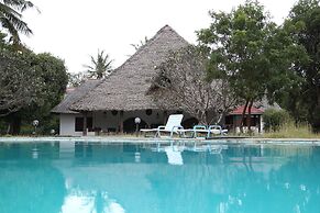 Travellers Paradise Diani - Hostel